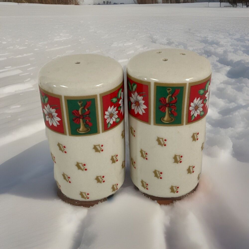 Charlton Hall Kobe Christmas Poinsettia 3" Salt & Pepper Shaker Set Vtg Japan